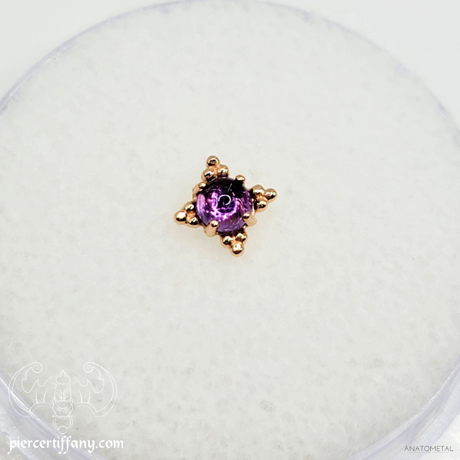 18K Zia 4mm Cabochon Threadless End Anatometal | Piercings by Tiffany